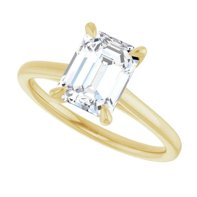 2 CT Emerald Solitaire engagement Ring Set in Yellow Gold