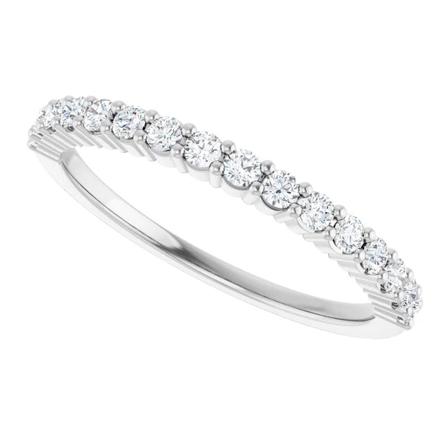 Diamond Wedding band for women Set in white gold or platinum 
