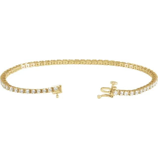 Open clasp for 2 CTW Diamond Tennis Bracelet set in Yellow Gold 