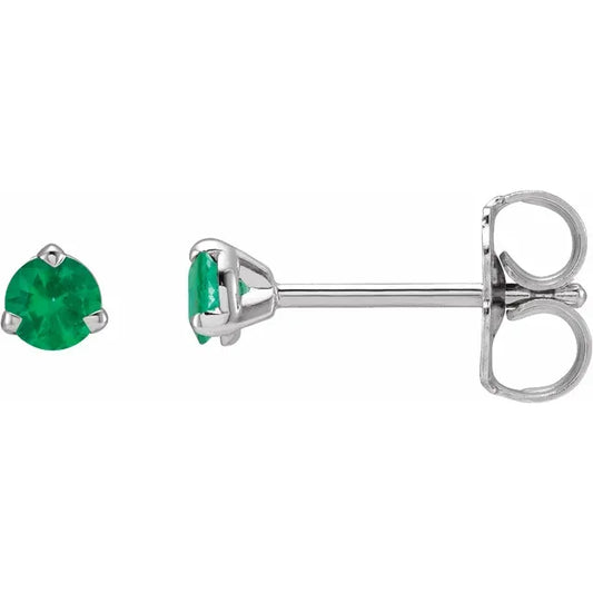 14K White gold  3-Prong Emerald Stud Earrings 