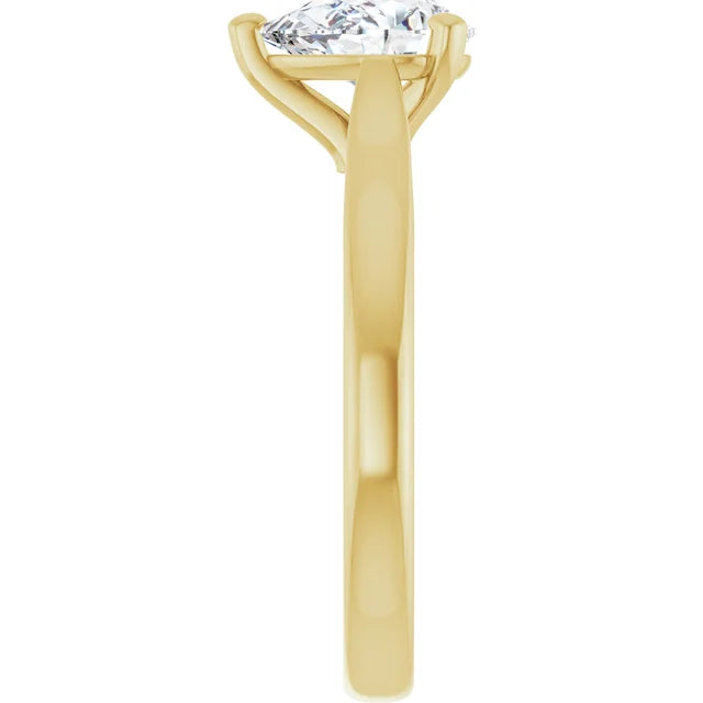 1 CT Pear Shape Diamond Solitaire Engagement Ring Set in Yellow Gold showing shank from the side 