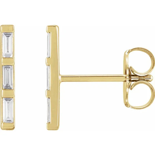 1/8 women diamond earring 14k yellow gold showing post