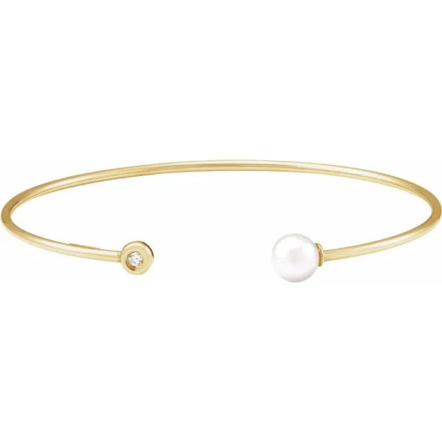 pearl bracelet with diamond stone