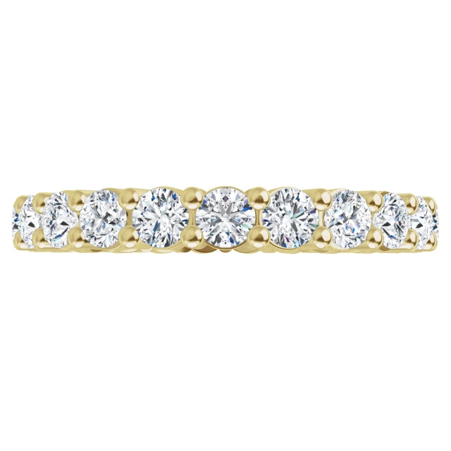 360 Video for 2.5 MM Full eternity Diamond wedding Ring for women Set in Yellow Gold 