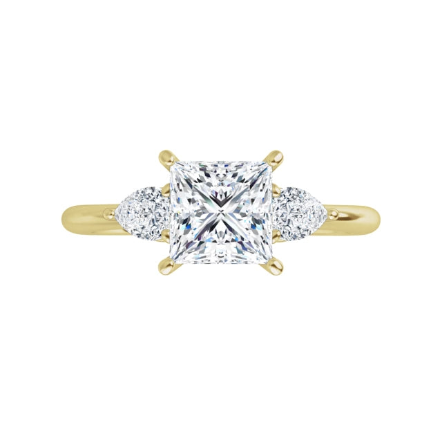 360 Video for Jordan’s Tranquil 1 CT Trio Princess & Pear Three-Stone Ring Set in Yellow Gold