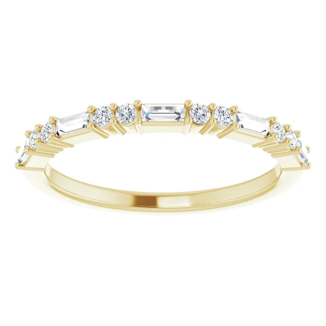 14K Yellow Gold 1/4 CTW Diamond Wedding Ring details